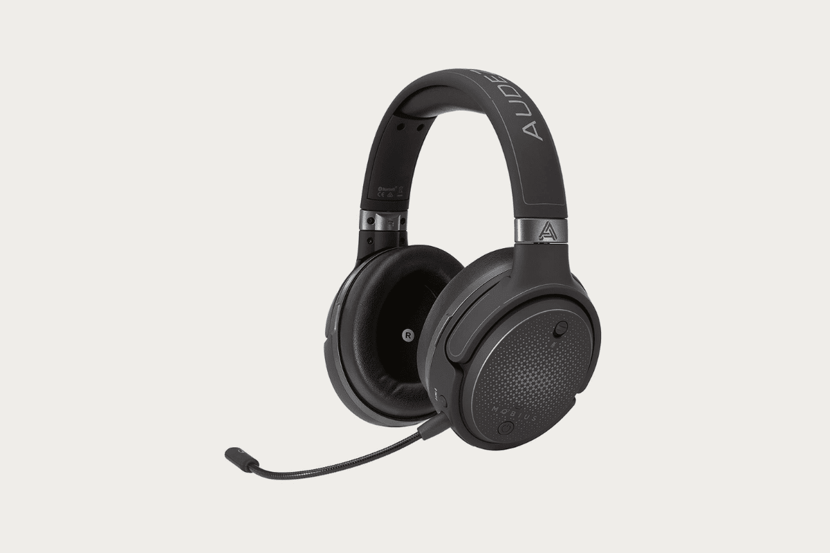 Does Audeze Mobius work with PS4_
