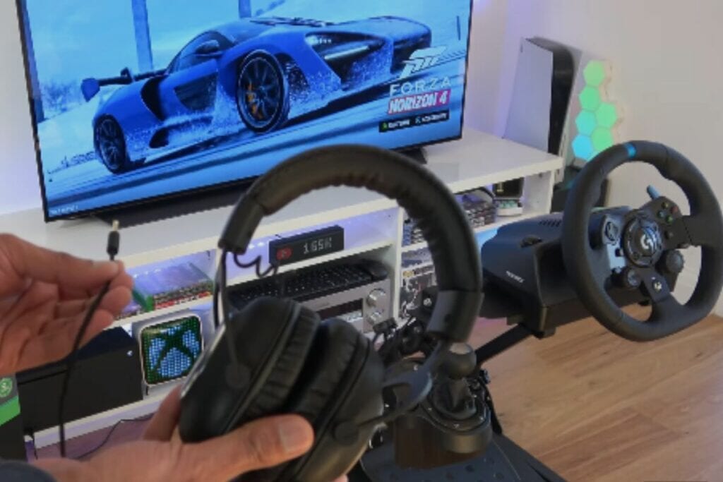 Logitech G920 Size How to Use Mic with Your Logitech G920 Driving Force Racing Wheel
