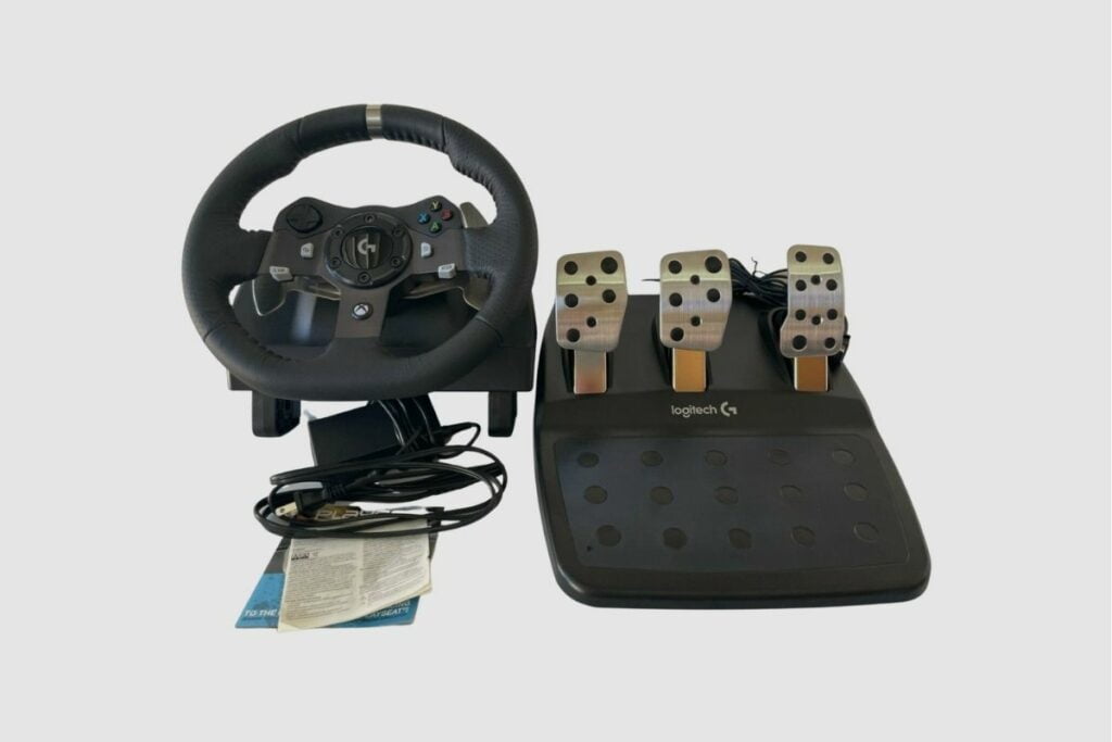 Logitech's Driving Force G920 Wheel, Pedals, and Shifter are Good but not  Real Enough